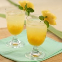 Cara membuat Pineapple Ginger Punch - Resep Masakan Rumahan
