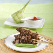 Cara membuat Sate Daging Bumbu Semur - Resep Masakan Rumahan