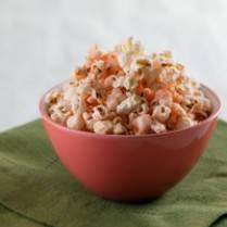 Cara membuat Popcorn Stroberi - Resep Masakan Rumahan
