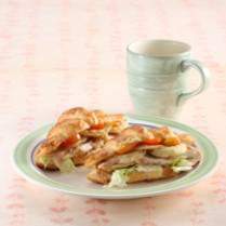 Cara membuat Onion & Chicken Sandwich - Resep Masakan Rumahan