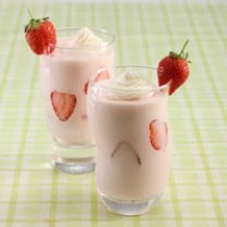Cara membuat Stroberi Yoghurt Milk Shake - Resep Masakan Rumahan