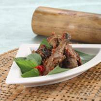 Cara membuat Bebek Pedas Kemangi Bakar Bambu - Resep Masakan Rumahan