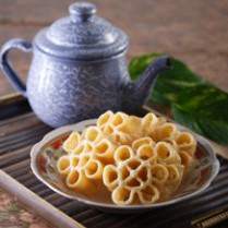 Cara membuat Kembang Goyang - Resep Masakan Rumahan