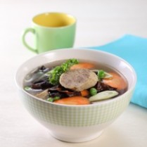 Cara membuat Sup Jamur Kuping Rolade - Resep Masakan Rumahan