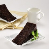 Cara membuat Brownies Kukus Mede Ketan Hitam - Resep Masakan Rumahan