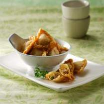 Cara membuat Pastel Kentang Kornet - Resep Masakan Rumahan