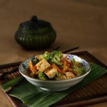 Cara membuat Sweet & Sour Tofu Salad - Resep Masakan Rumahan