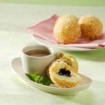 Cara membuat Roti Goreng Keju Isi Cokelat - Resep Masakan Rumahan