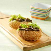 Cara membuat Roti Goreng Daging Lada Hitam - Resep Masakan Rumahan