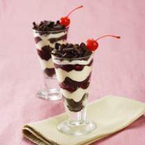 Cara membuat Black Forest Cheese Triffle - Resep Masakan Rumahan