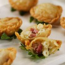Cara membuat Pastel Keju Makaroni - Resep Masakan Rumahan
