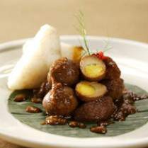 Cara membuat Semur Telur Puyuh Bumbu Ebi - Resep Masakan Rumahan