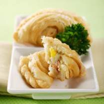Cara membuat Pastel Lapis Jagung Keju - Resep Masakan Rumahan