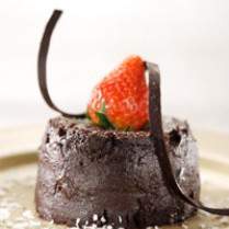 Cara membuat Rich Chocolate Melted Cake - Resep Masakan Rumahan