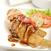 Cara membuat Kerapu Goreng Saus Taoco - Resep Masakan Rumahan