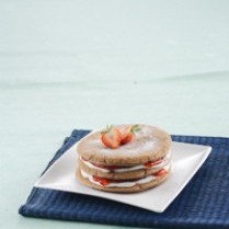 Cara membuat Pancake Krim Stroberi - Resep Masakan Rumahan