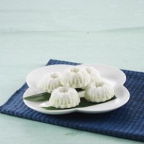 Cara membuat Putu Ayu Tape Ketan Hitam - Resep Masakan Rumahan
