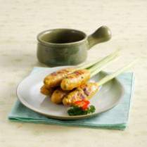 Cara membuat Sate Lilit Ayam - Resep Masakan Rumahan
