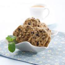 Cara membuat Kue Kering Kacang Cokelat Chip Moka - Resep Masakan Rumahan