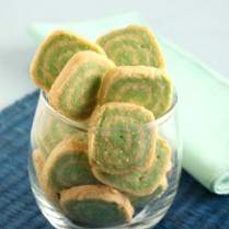Cara membuat Kue Kering Pandan Kelapa - Resep Masakan Rumahan