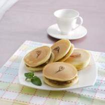 Cara membuat Dorayaki Isi Kurma - Resep Masakan Rumahan