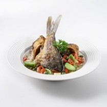 Cara membuat Ikan Mas Kuah Lenca - Resep Masakan Rumahan