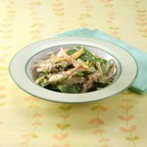 Cara membuat Cah Daun Ginseng Bawang Bombay - Resep Masakan Rumahan