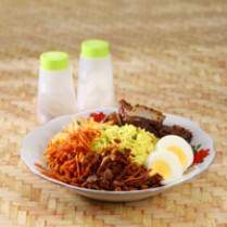 Cara membuat Nasi Kuning Manado - Resep Masakan Rumahan