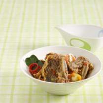 Cara membuat Iga Tumis Daun Jeruk - Resep Masakan Rumahan