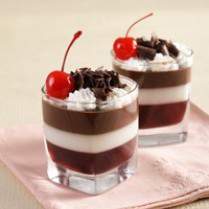Cara membuat Puding  Gelas Blackforest - Resep Masakan Rumahan