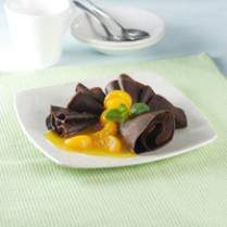Cara membuat Panekuk Cokelat Saus Jeruk - Resep Masakan Rumahan