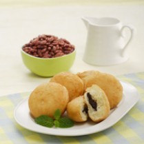 Cara membuat Roti Goreng Kacang Merah Cokelat - Resep Masakan Rumahan