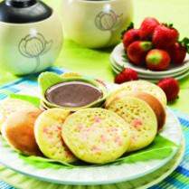 Cara membuat Serabi Mini Saus Cokelat - Resep Masakan Rumahan