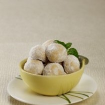 Cara membuat Kue Kering Susu Jeruk Bersalju - Resep Masakan Rumahan