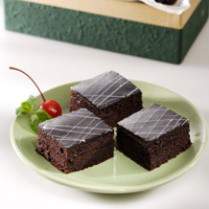 Cara membuat Cake Cokelat Mini Berlapis - Resep Masakan Rumahan