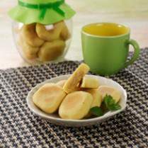 Cara membuat Biskuit Kacang Wijen - Resep Masakan Rumahan