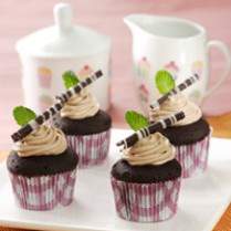 Cara membuat Cup Cake Cokelat Ketan Hitam - Resep Masakan Rumahan