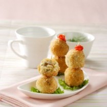 Cara membuat Bitterballen Ayam Jamur - Resep Masakan Rumahan