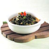 Cara membuat Daun Singkong Tumis Bumbu Oncom - Resep Masakan Rumahan