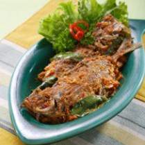 Cara membuat Ikan Selar Goreng Cabai - Resep Masakan Rumahan