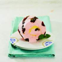 Cara membuat Bolu Gulung Stroberi Dengan Fruit Mix - Resep Masakan Rumahan