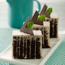 Cara membuat Cake Cokelat Lapis Krim Kopi - Resep Masakan Rumahan