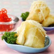 Cara membuat Singkong Goreng Keju Bawang Putih - Resep Masakan Rumahan
