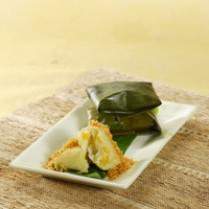Cara membuat Kue Jagung Serundeng Pedas - Resep Masakan Rumahan