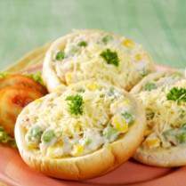 Cara membuat PIZZA ROTI KRIM JAGUNG - Resep Masakan Rumahan
