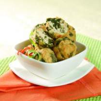 Cara membuat BOLA-BOLA TAHU DAUN SINGKONG - Resep Masakan Rumahan