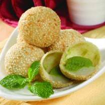 Cara membuat ONDE-ONDE ISI PANDAN HIJAU - Resep Masakan Rumahan