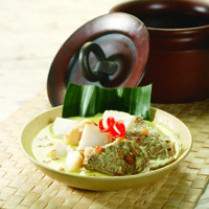 Cara membuat KETUPAT EMPAL - Resep Masakan Rumahan