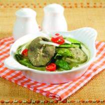 Cara membuat IKAN TONGKOL MASAK DAUN MELINJO - Resep Masakan Rumahan