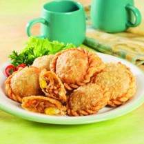 Cara membuat PASTEL GORENG SAMBAL GODOG - Resep Masakan Rumahan
